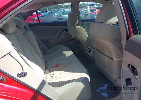 2007 Toyota Camry Hybrid z USA, uszkodzony, nr VIN 4T1BB46K77U005021